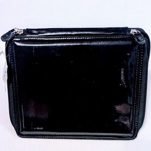 Zipper Close Black Patent Leather Tablet Case